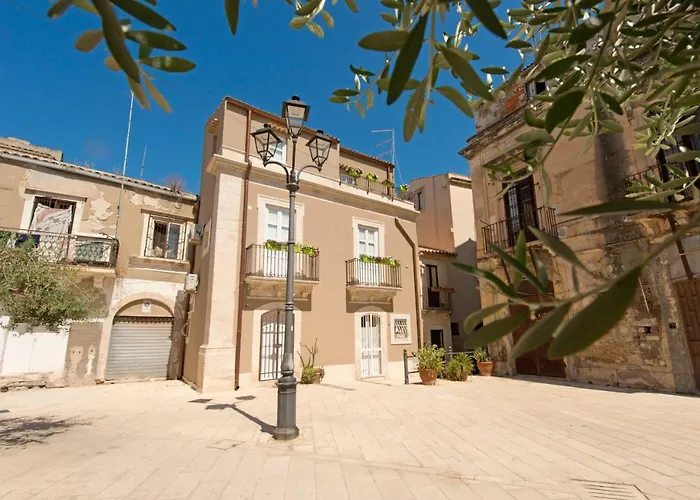 Le Tre Muse * Syrakusa