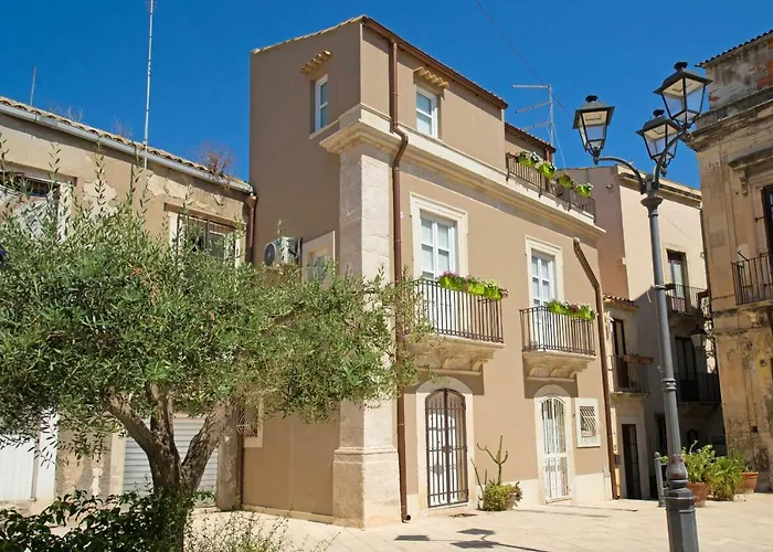 Semesterbostad Le Tre Muse